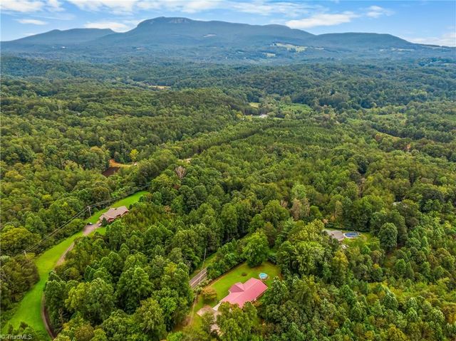 1078 NC Highway 66 S, Westfield, NC 27053