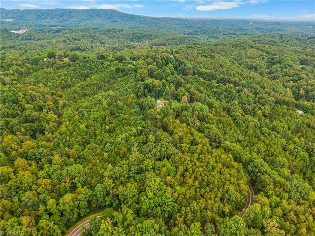 1078 NC Highway 66 S, Westfield, NC 27053