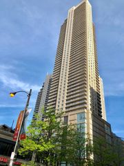 545 N Dearborn Street W909, Chicago, IL 60654
