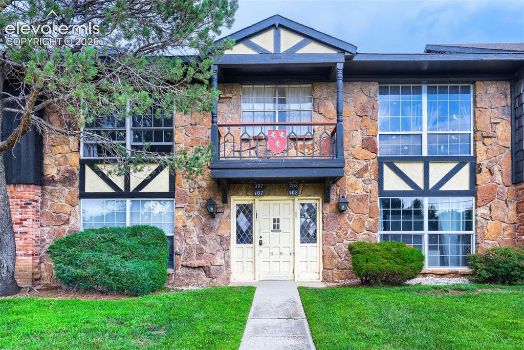 2902 Airport Road 107, Colorado Springs, CO 80910