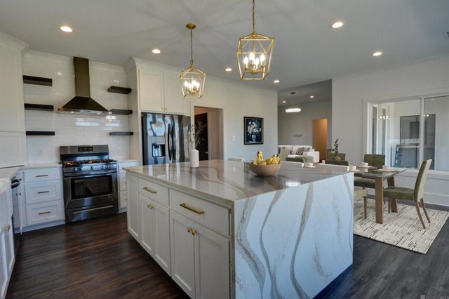 245 Marion Dr, Baton Rouge, LA 70806