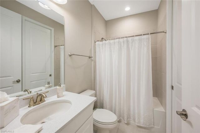 8209 Lucello TER W, Naples, FL 34114