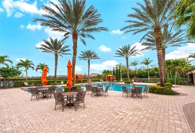 8209 Lucello TER W, Naples, FL 34114