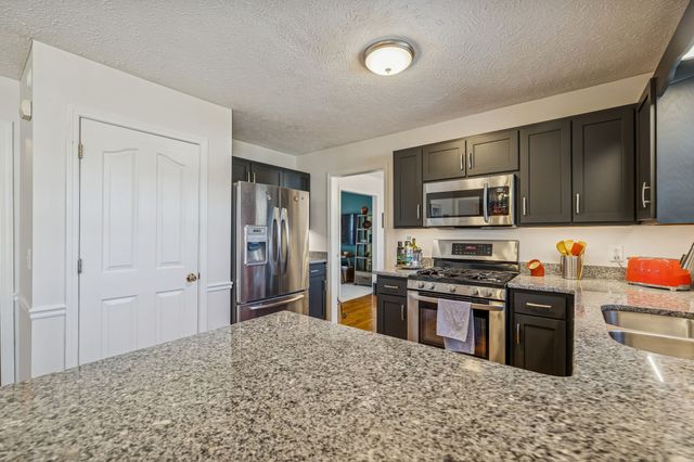 1908 Pennington Dr, Murfreesboro, TN 37129