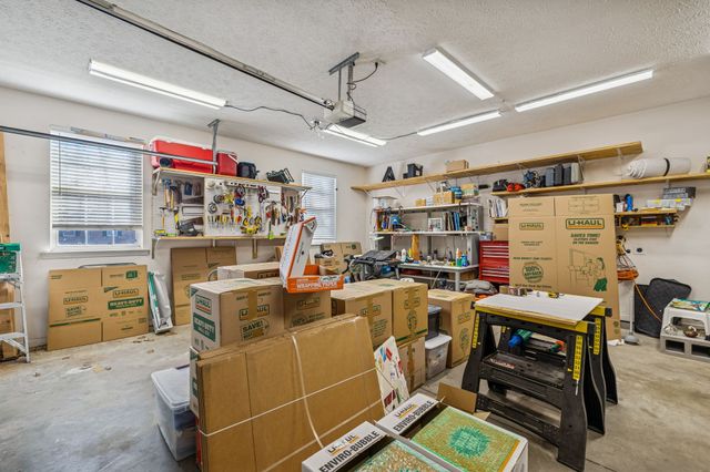 1908 Pennington Dr, Murfreesboro, TN 37129