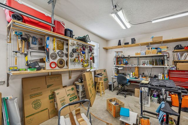 1908 Pennington Dr, Murfreesboro, TN 37129