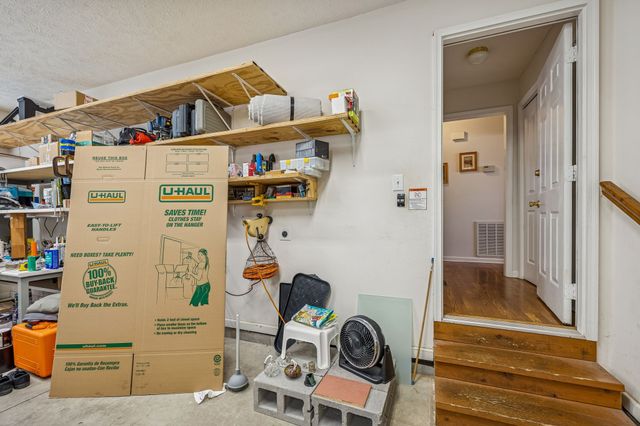 1908 Pennington Dr, Murfreesboro, TN 37129