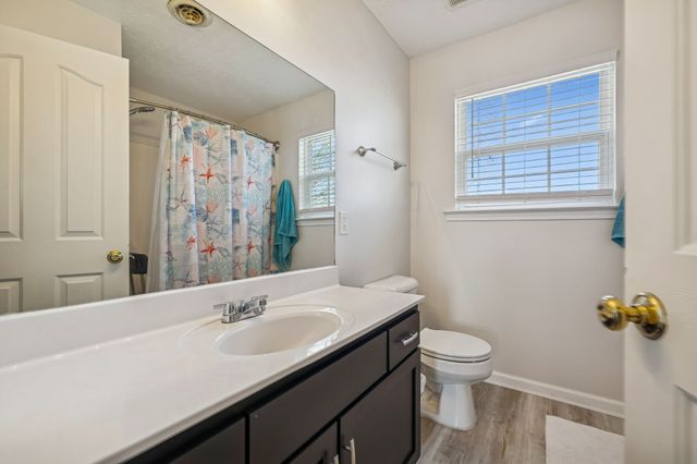 1908 Pennington Dr, Murfreesboro, TN 37129