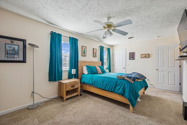 1908 Pennington Dr, Murfreesboro, TN 37129