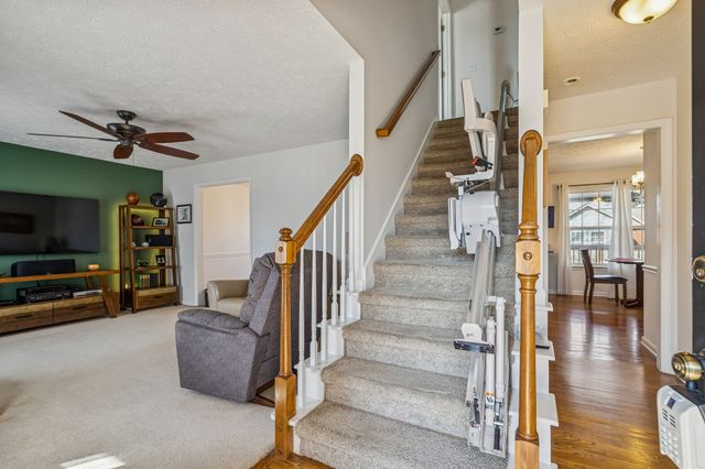 1908 Pennington Dr, Murfreesboro, TN 37129