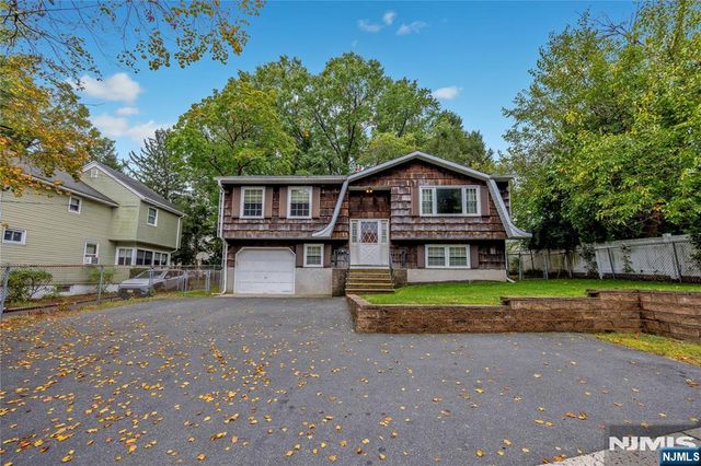15 Main Street, Emerson, NJ 07630