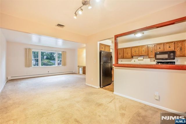 15 Main Street, Emerson, NJ 07630