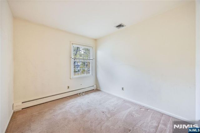 15 Main Street, Emerson, NJ 07630