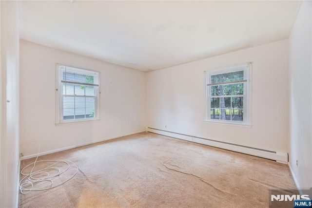 15 Main Street, Emerson, NJ 07630