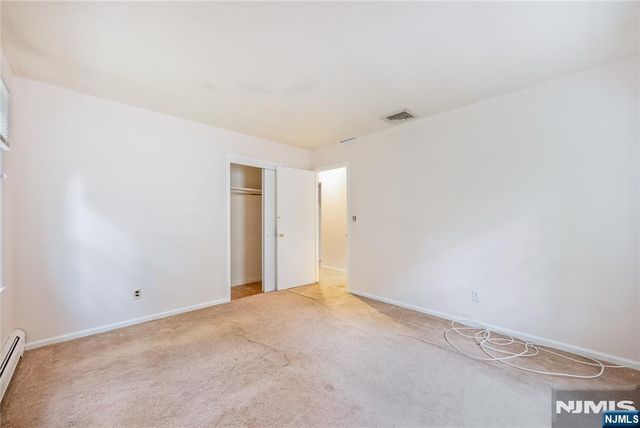 15 Main Street, Emerson, NJ 07630
