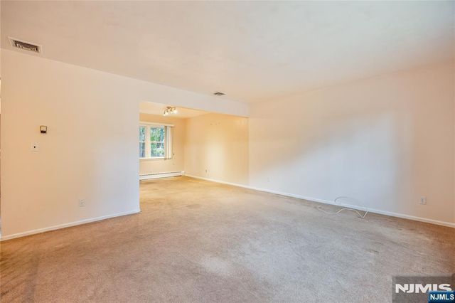 15 Main Street, Emerson, NJ 07630