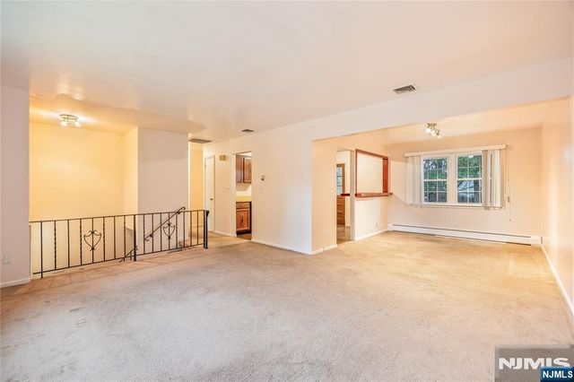 15 Main Street, Emerson, NJ 07630