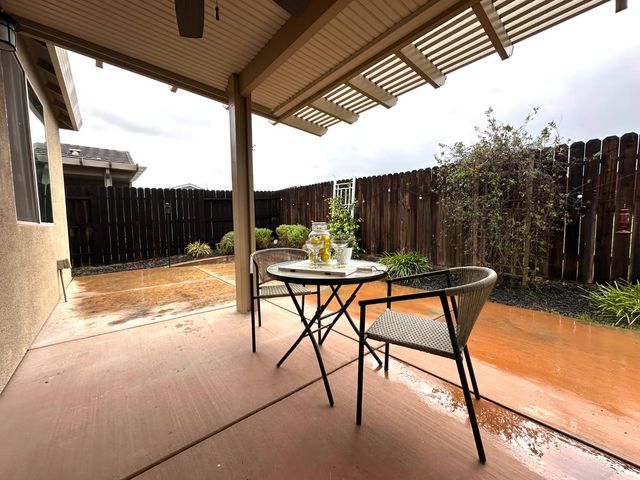 7890 Little Plum Way, Antelope, CA 95843