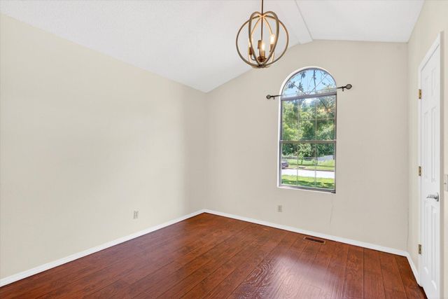 2941 E Belmont Street, Springfield, MO 65802