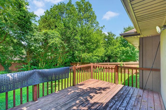 2941 E Belmont Street, Springfield, MO 65802