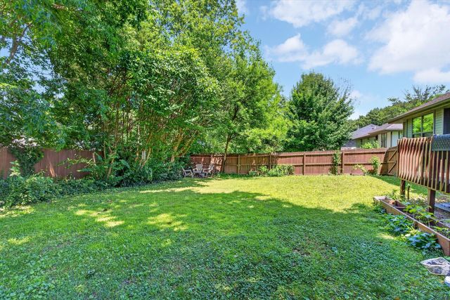 2941 E Belmont Street, Springfield, MO 65802
