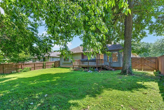 2941 E Belmont Street, Springfield, MO 65802
