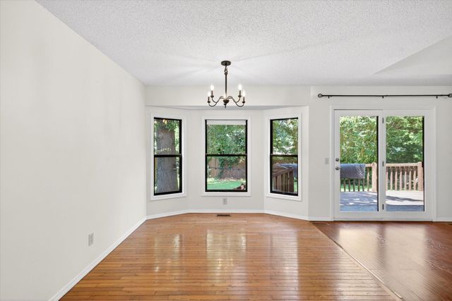 2941 E Belmont Street, Springfield, MO 65802