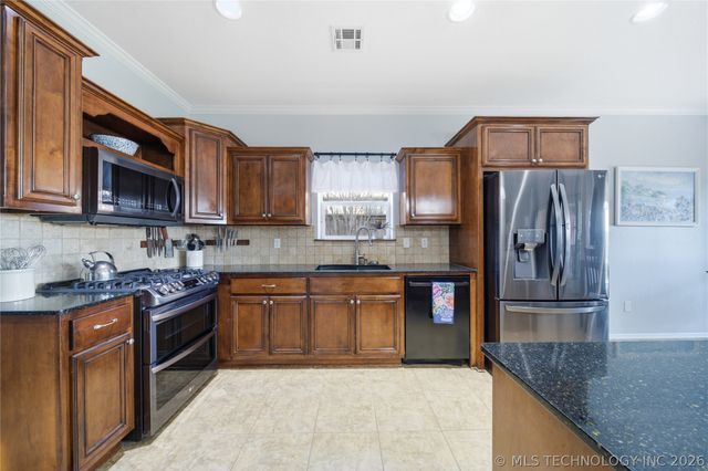 1906 E 135th Street, Bixby, OK 74008