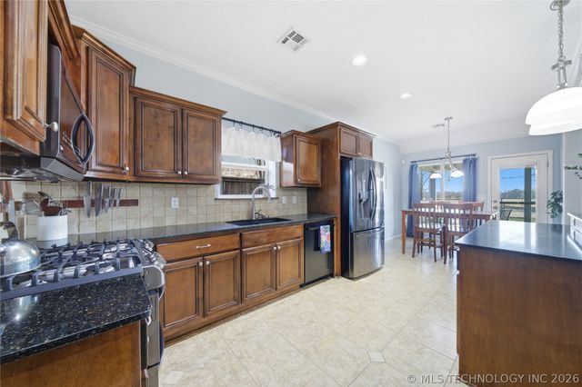 1906 E 135th Street, Bixby, OK 74008