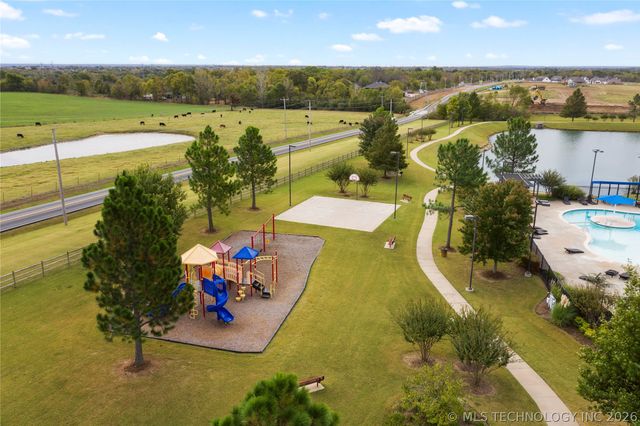 1906 E 135th Street, Bixby, OK 74008