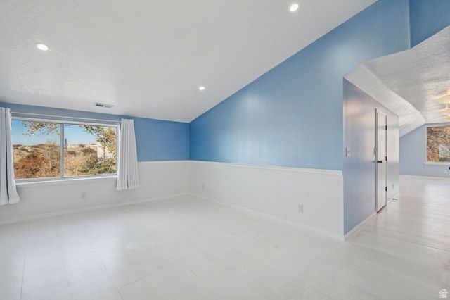 10142 S MAJESTIC CANYON RD, Sandy, UT 84092