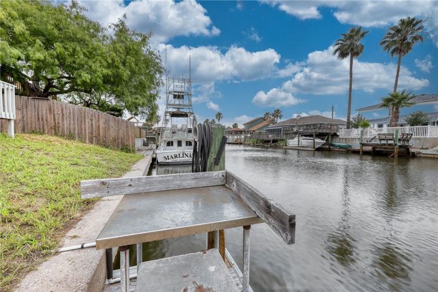 15258 Main Royal Dr, Corpus Christi, TX 78418