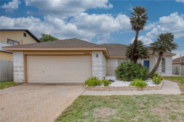 15258 Main Royal Dr, Corpus Christi, TX 78418