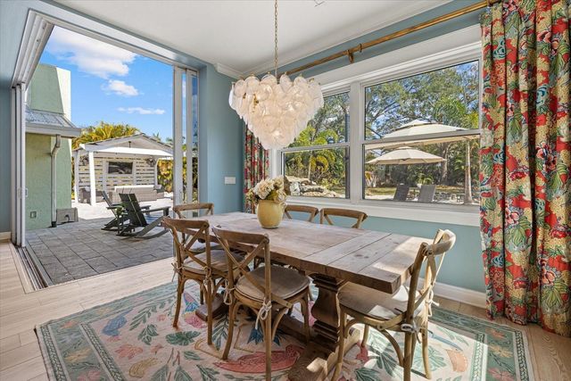 2519 SESAME STREET, Sarasota, FL 34231