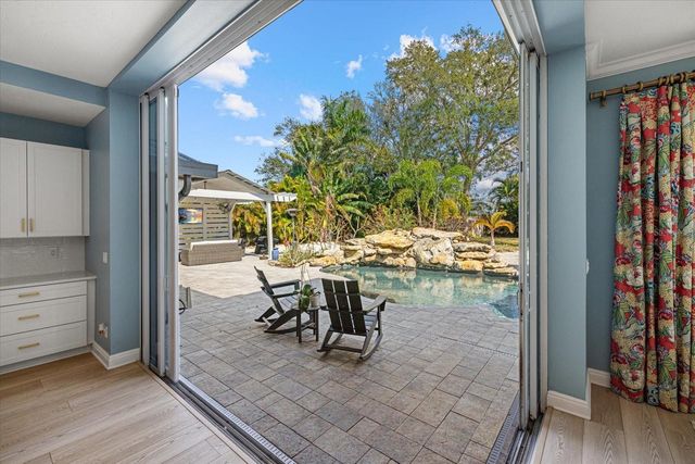 2519 SESAME STREET, Sarasota, FL 34231