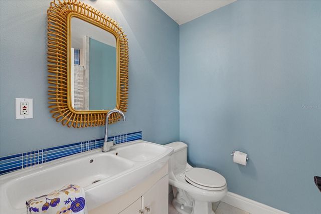 2519 SESAME STREET, Sarasota, FL 34231