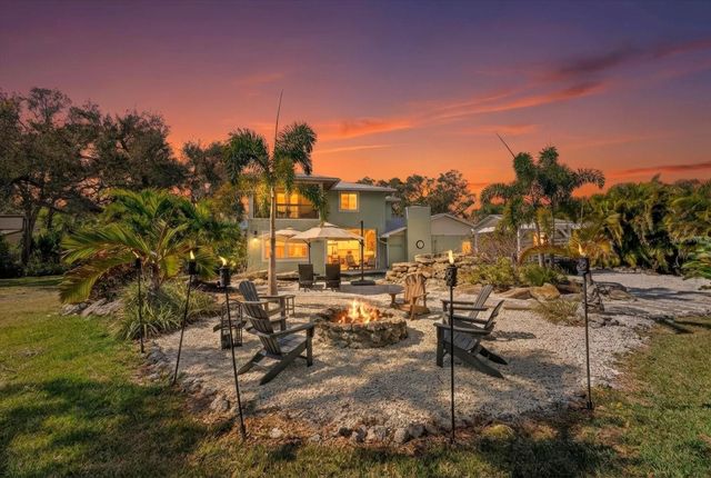 2519 SESAME STREET, Sarasota, FL 34231