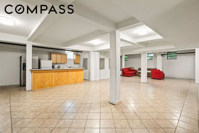 8412 35th Ave Apt 1B, New York City, NY 11372