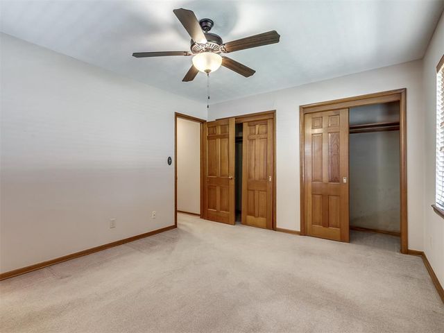 2724 Lakeside Drive, The Village, OK 73120