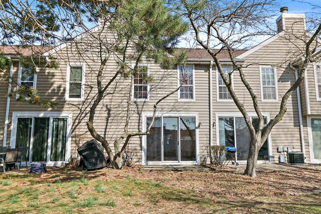 1273 Cranbrook Drive, Schaumburg, IL 60193