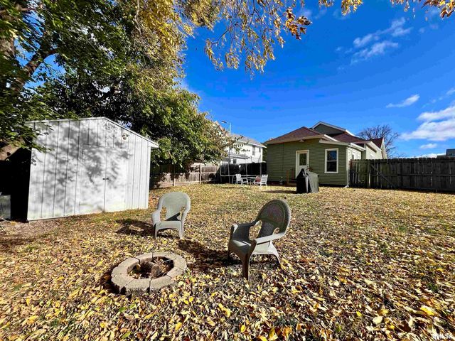 110 Van Horn Street, Muscatine, IA 52761