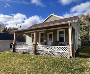 110 Van Horn Street, Muscatine, IA 52761