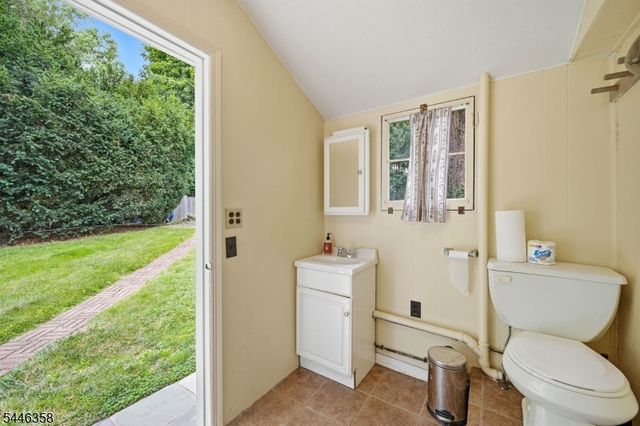 419 Sicomac Ave, Wyckoff Twp., NJ 07481