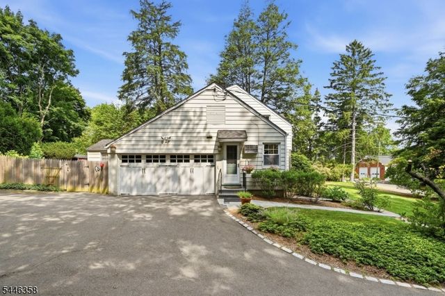 419 Sicomac Ave, Wyckoff Twp., NJ 07481
