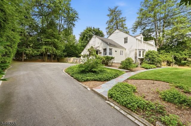 419 Sicomac Ave, Wyckoff Twp., NJ 07481