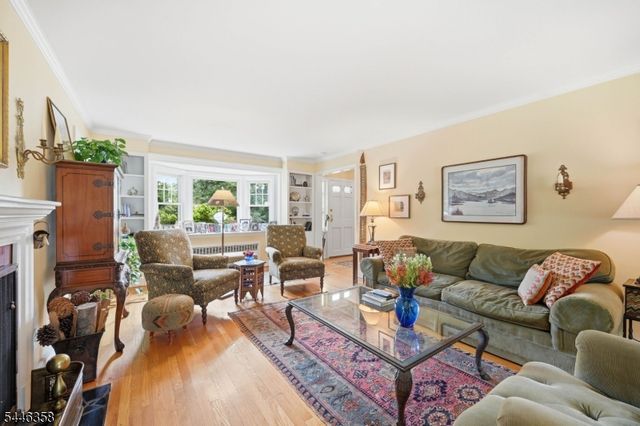 419 Sicomac Ave, Wyckoff Twp., NJ 07481