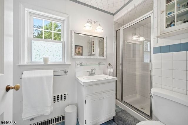 419 Sicomac Ave, Wyckoff Twp., NJ 07481