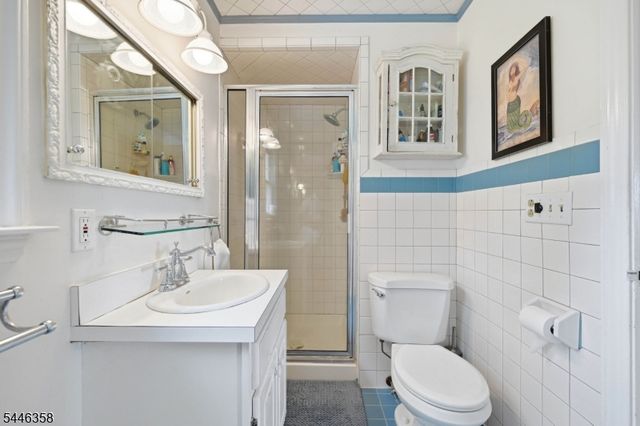419 Sicomac Ave, Wyckoff Twp., NJ 07481
