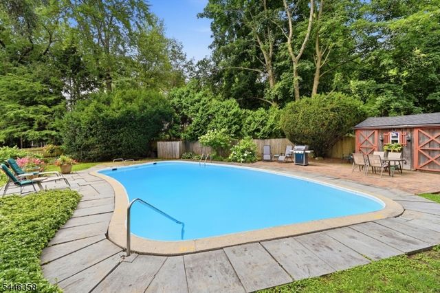 419 Sicomac Ave, Wyckoff Twp., NJ 07481