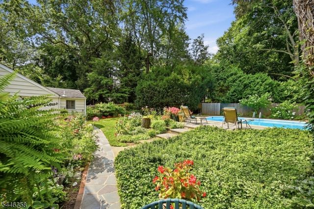 419 Sicomac Ave, Wyckoff Twp., NJ 07481